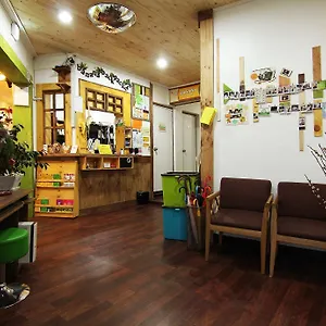 Banana Backpackers Hostel